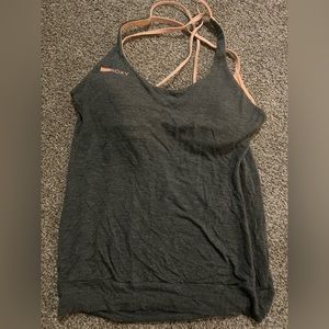 Roxy athletic top with built in bra